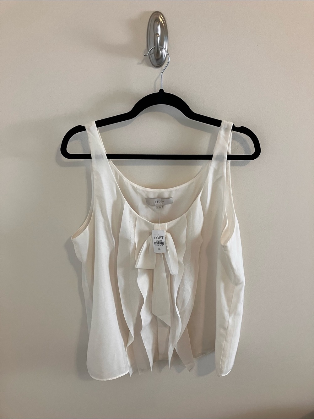 NWT Ann Taylor Loft Ruffle Front Blouse in White Extra Large